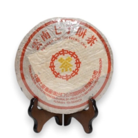 中茶牌雲南七子餅茶 (2000年代初黃字7572熟茶)