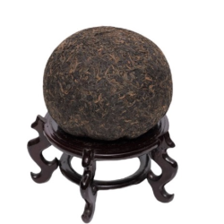 戎氏老班章普洱茶餅